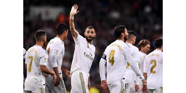 El Real Madrid sigue de cerca al FC Barcelona en puntos