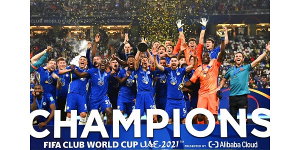 El mediocampo del Chelsea se ha reducido a cinco jugadores.