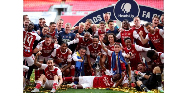 La victoria del Arsenal desata la euforia en la ciudad