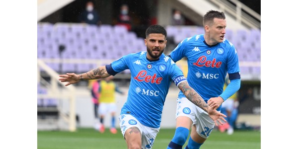 El Nápoles se enfrenta al Arsenal en el debut de la Champions League