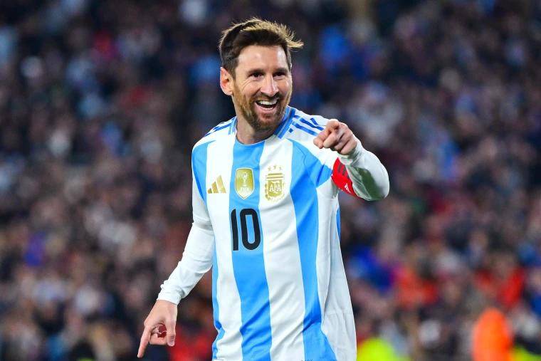 Lionel Messi lidera a Argentina a la victoria y es elegido mejor jugador del partido